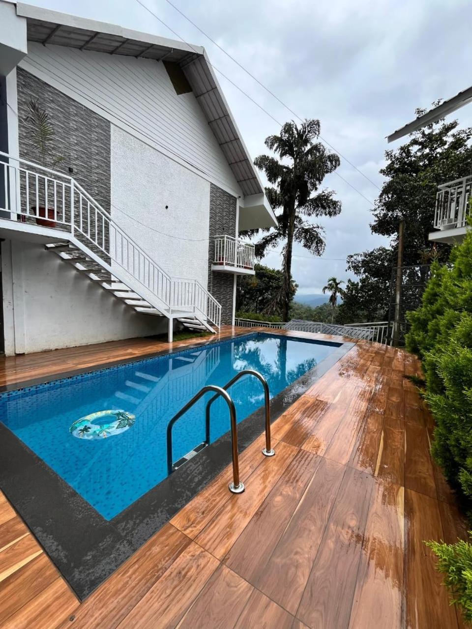 Aura Springs Resort Anachal Exterior photo